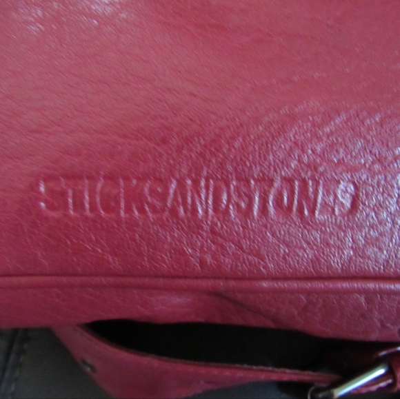 Sticks and Stones City Bag Red Leather fold down Crossbody Flap Purse - Picture 11 of 12